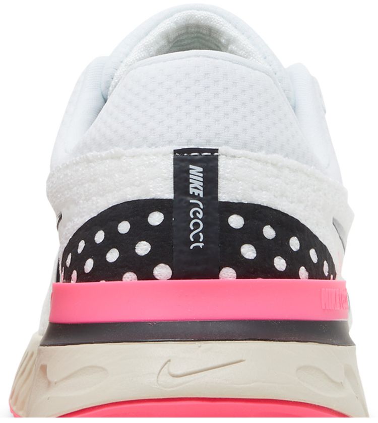 React Infinity Run Flyknit 3 White Hyper Pink