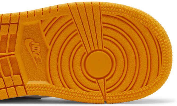 Air Jordan 1 Mid TD Reverse Yellow Toe