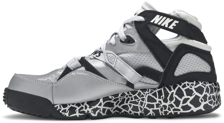 Nike Air Trainer Max 91 Qs NFL Oakland Raiders
