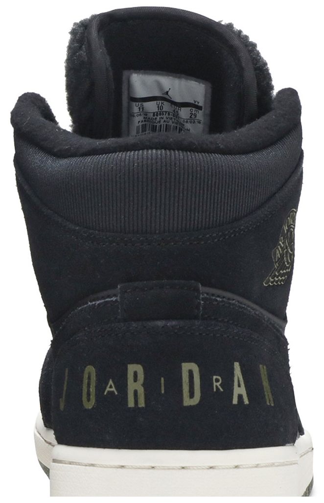 Air Jordan 1 Retro Mid Black