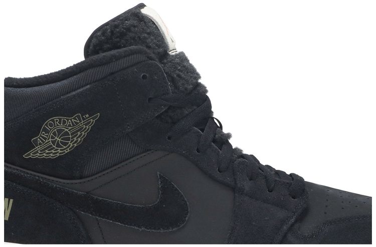 Air Jordan 1 Retro Mid Black