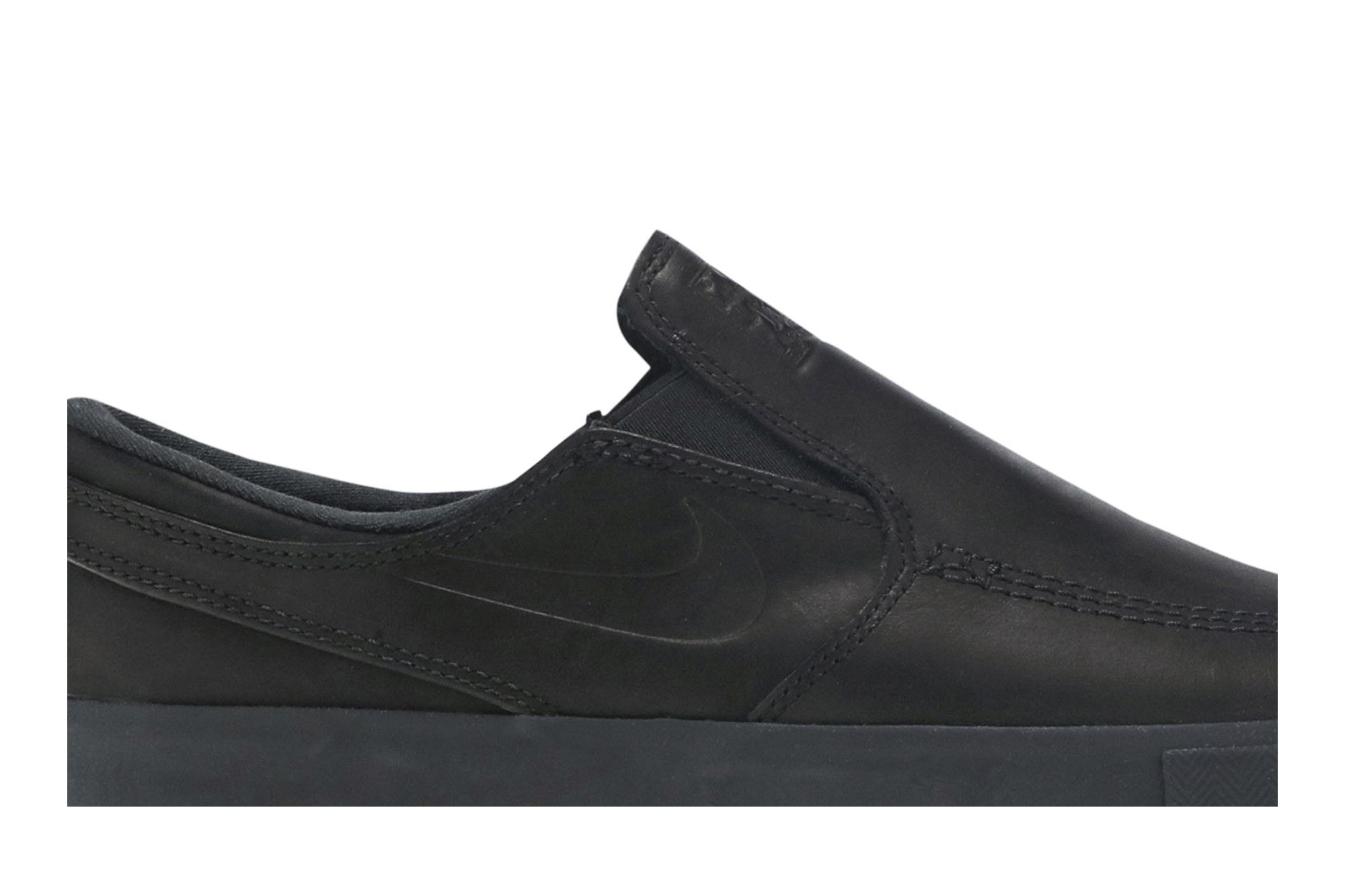 Nike sb janoski slip on trainers in black best sale