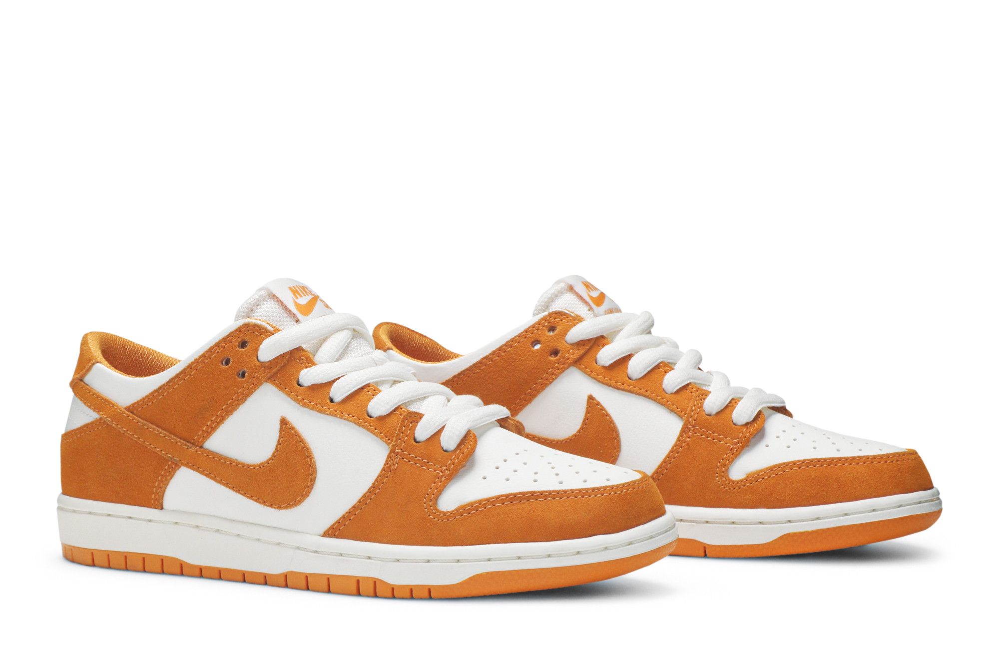 Size 10.5 Zoom Dunk Low Pro SB 'Circuit Orange'
