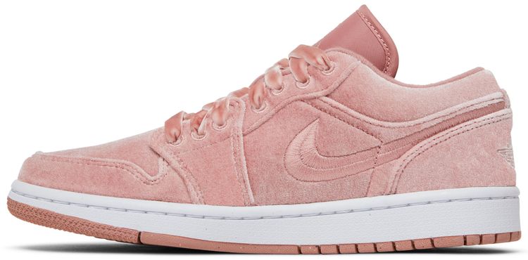 Wmns Air Jordan 1 Low SE Pink Velvet