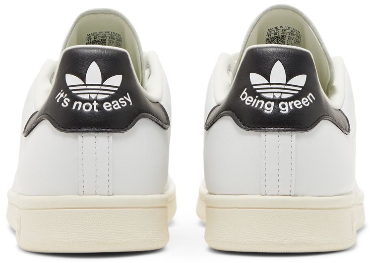 The Muppets x adidas Stan Smith Primegreen Kermit the Frog