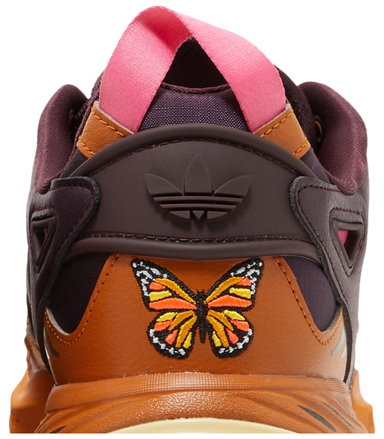 Adidas Hyperturf Day of the Dead   Mole