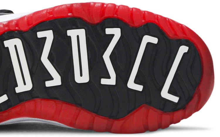 Air Jordan 11 Retro Low BP Bred 2015