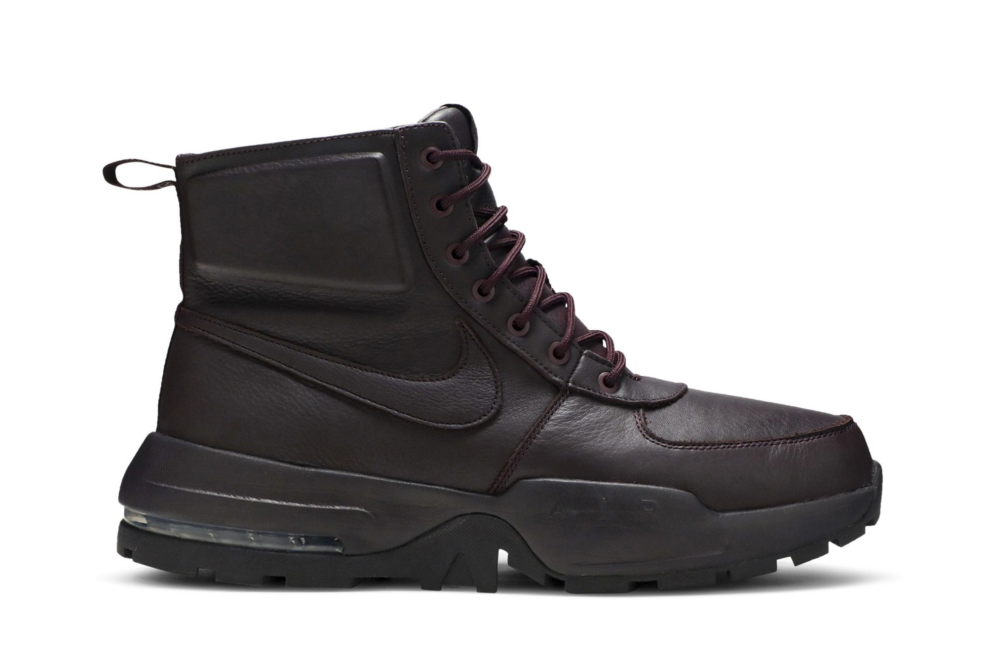 Nike goaterra 2.0 boots on sale