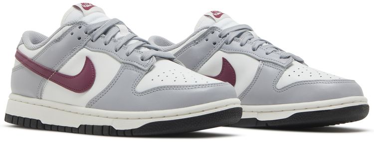 Nike Wmns Dunk Low Pale Ivory Redwood