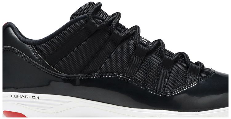 Air Jordan 11 Retro Low Cleat Bred
