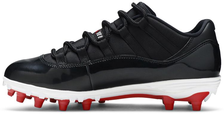 Air Jordan 11 Retro Low Cleat Bred