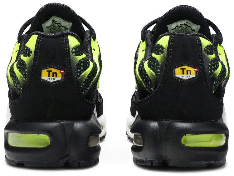 Nike Air Max Plus Black Volt