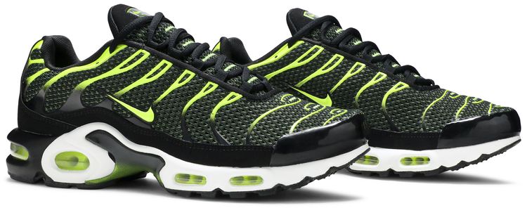Nike Air Max Plus Black Volt