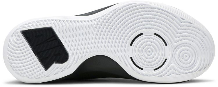 Nike Air Versitile 3 White Black
