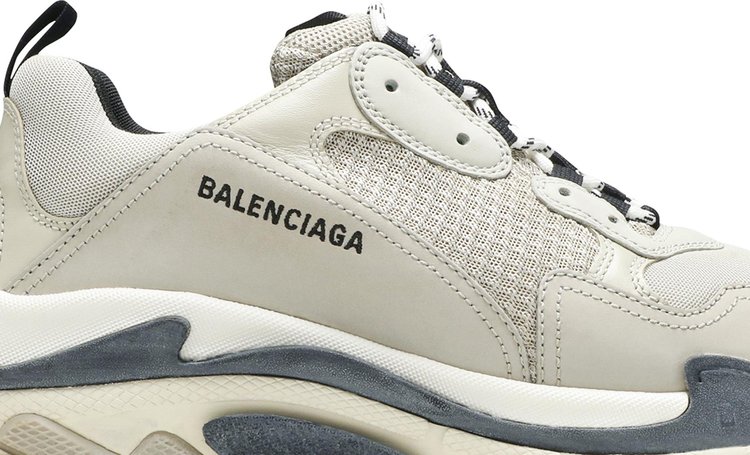 Balenciaga Triple S Sneaker Vanille