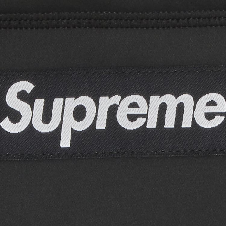 Buy Supreme x WINDSTOPPER Neck Gaiter  