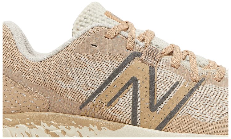 New Balance Fresh Foam X Hierro v7 Focus Grey Calm Brown