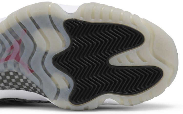 Air Jordan 11 Retro Low IE Black Cement