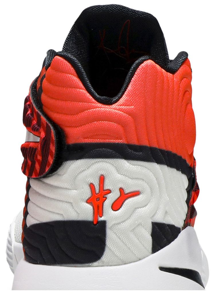 Nike Kyrie 2 Crossover