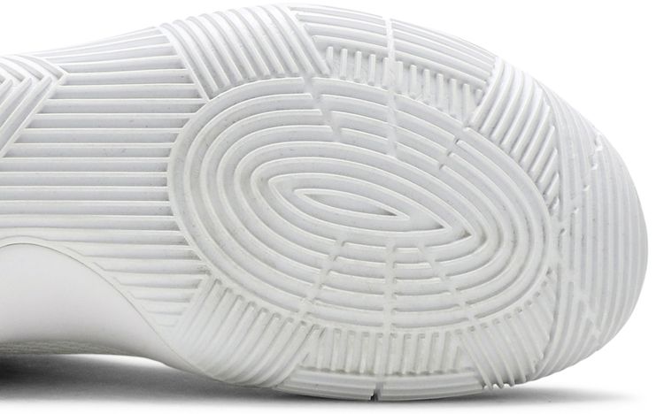 Nike Kyrie 2 Crossover