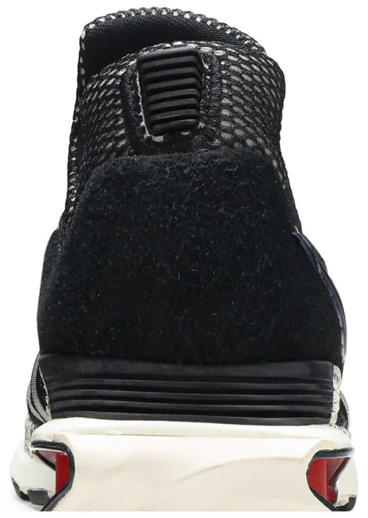 Nike Shox Gravity Black Sail