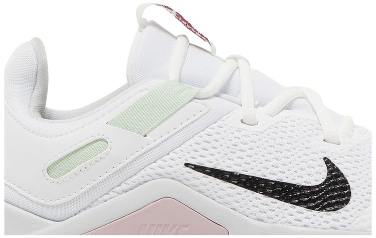 Nike Wmns Legend Essential Pistachio Iced Lilac