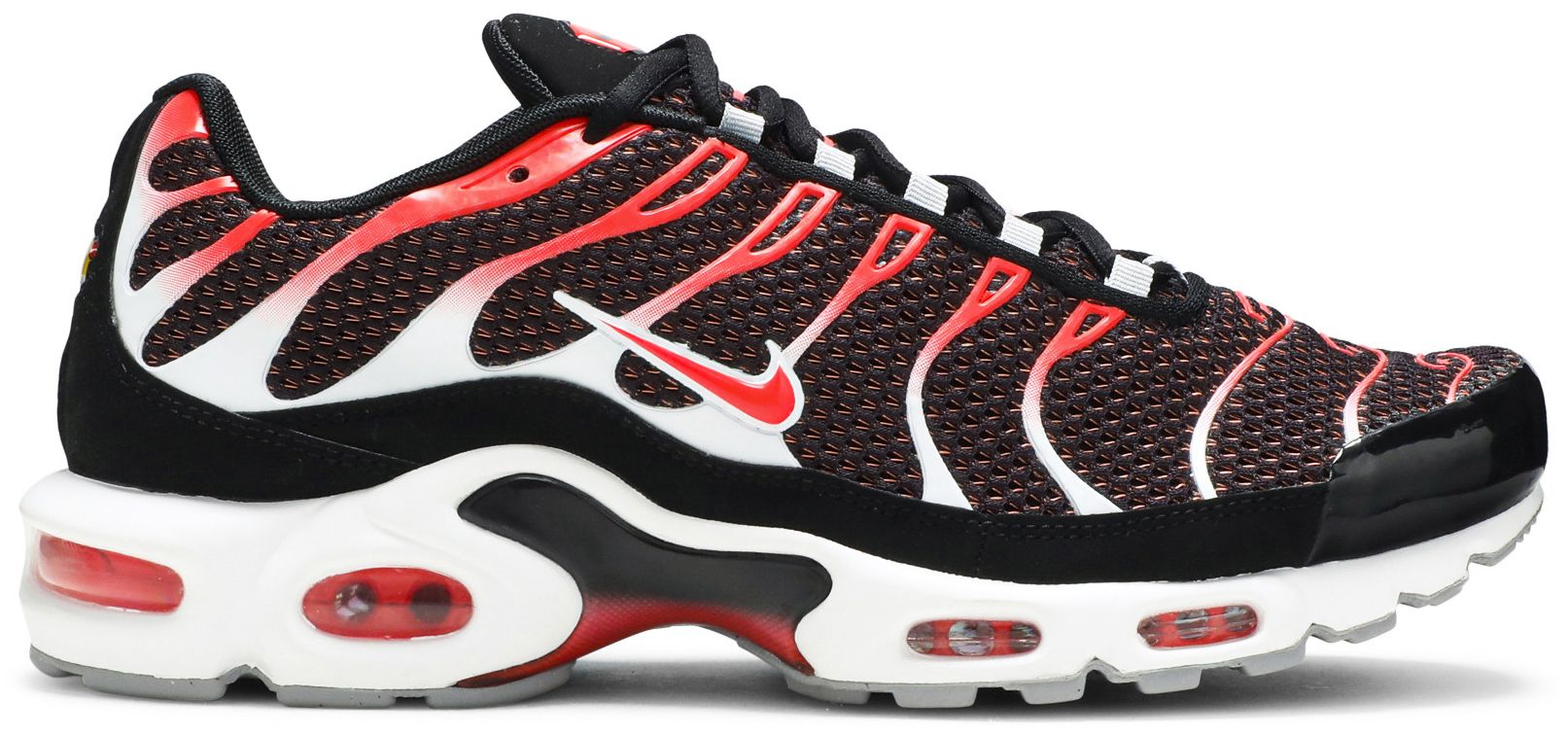 nike air max plus hot lava
