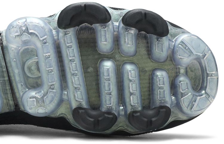 Nike Air VaporMax Flyknit 2 Black Gold