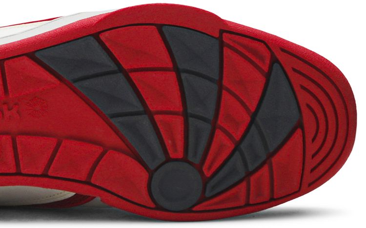 Reebok Alien Stomper 40th Anniversary Bishop Edition