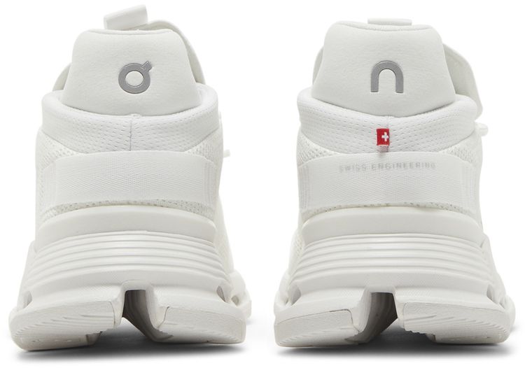 ON Wmns Cloudnova Triple White