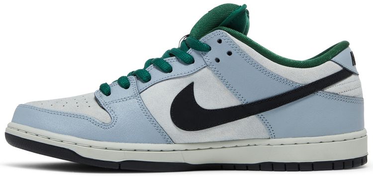 Nike Dunk Low Premium SB Maple Leaf