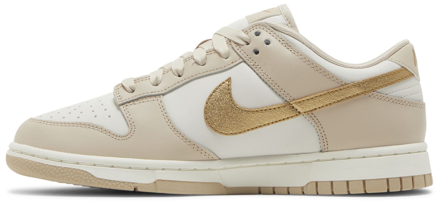 wmns dunk low cost