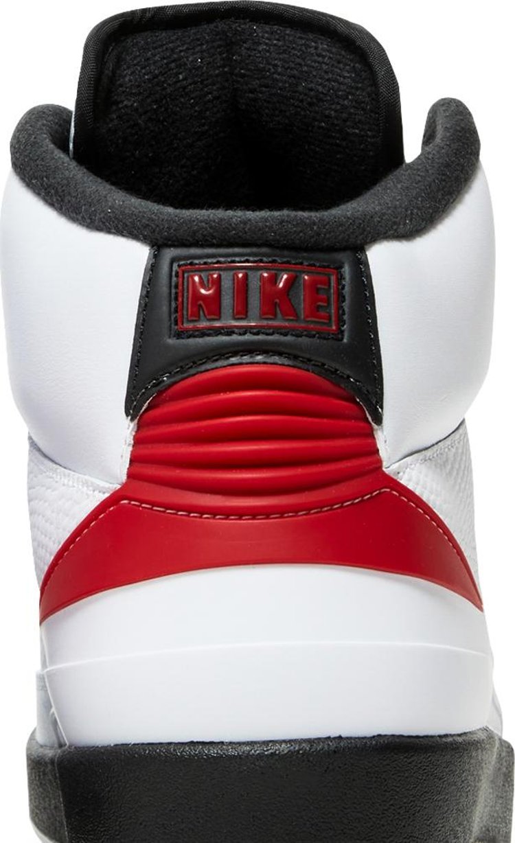 Air Jordan 2 Retro Chicago 2022