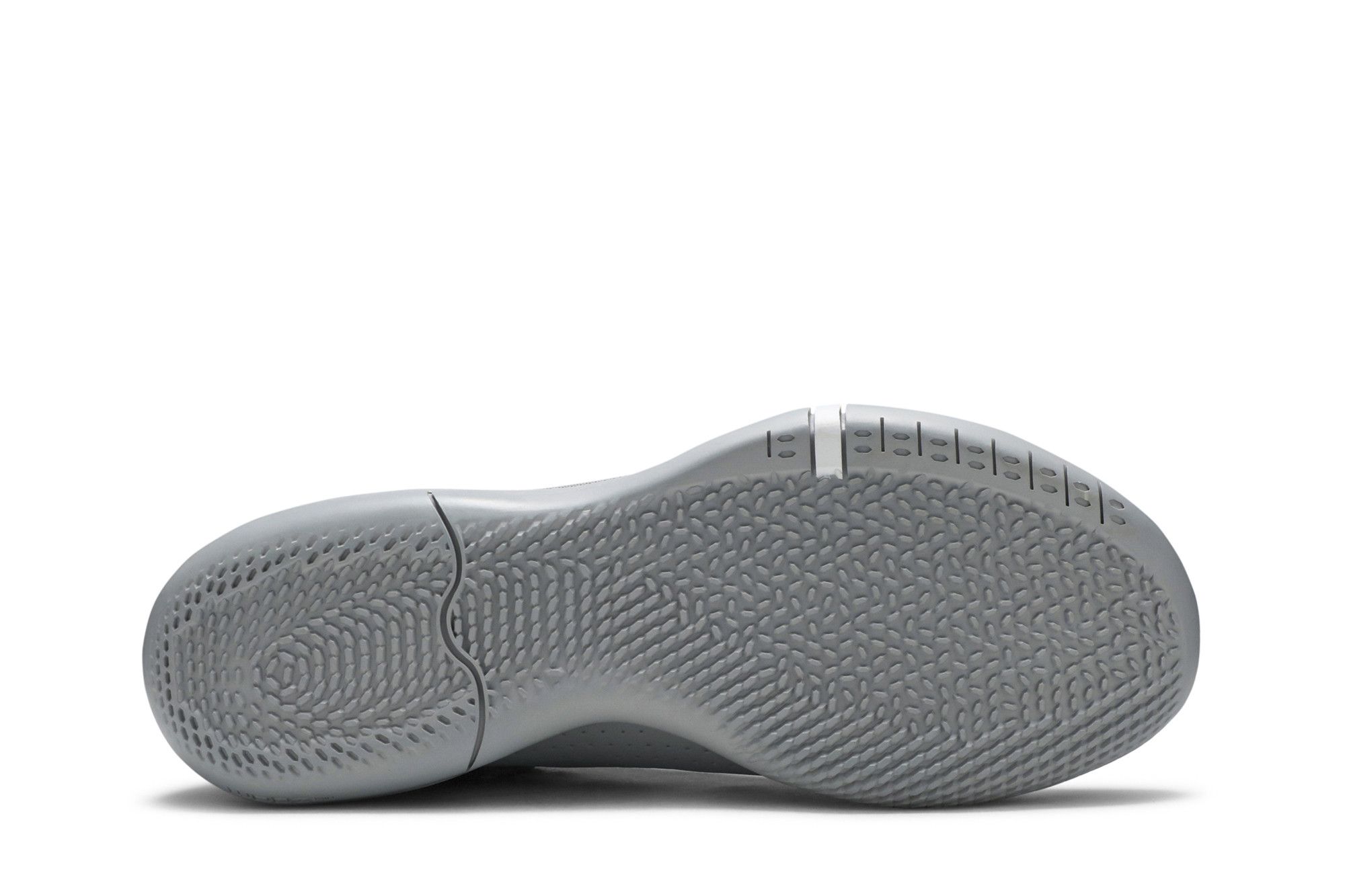 Size 17.5 Kobe A.D. Exodus TB Wolf Grey
