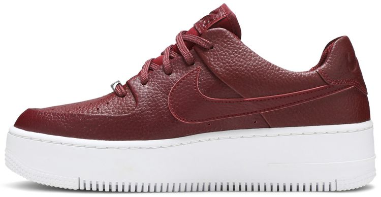 Nike Wmns Air Force 1 Sage Low Team Red