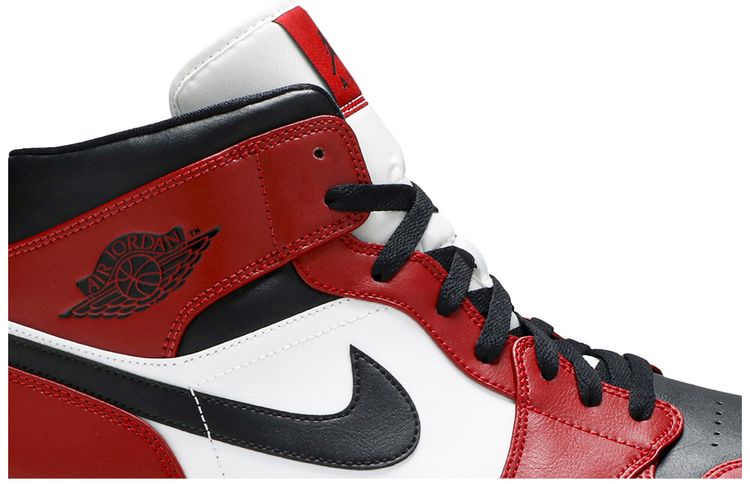 Air Jordan 1 Mid Chicago Black Toe