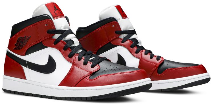 Air Jordan 1 Mid Chicago Black Toe