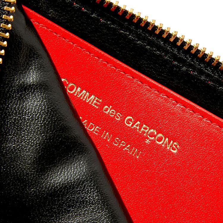 Comme des Garcons Huge Logo Wallet Red