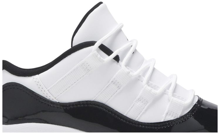 Air Jordan 11 Retro Low TD Concord Bred