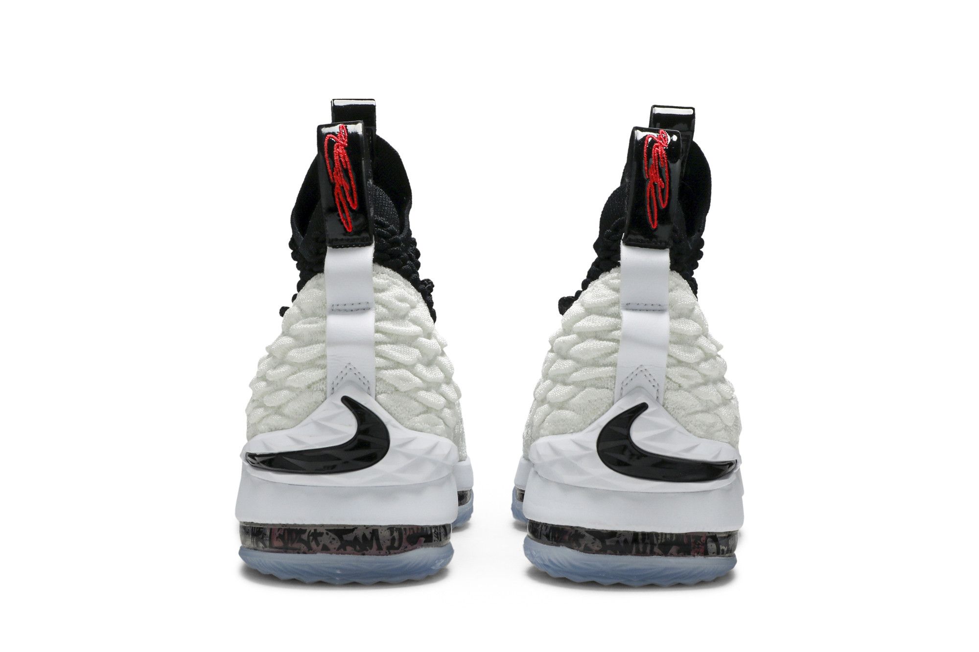 Size 4.0 Lebron 15 GS Graffitti