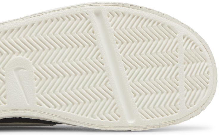 Nike Blazer Low GS Black White