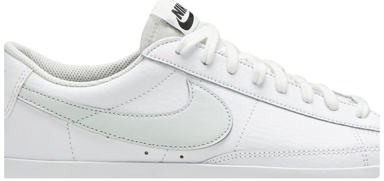 Nike Blazer Low LX Barely Grey