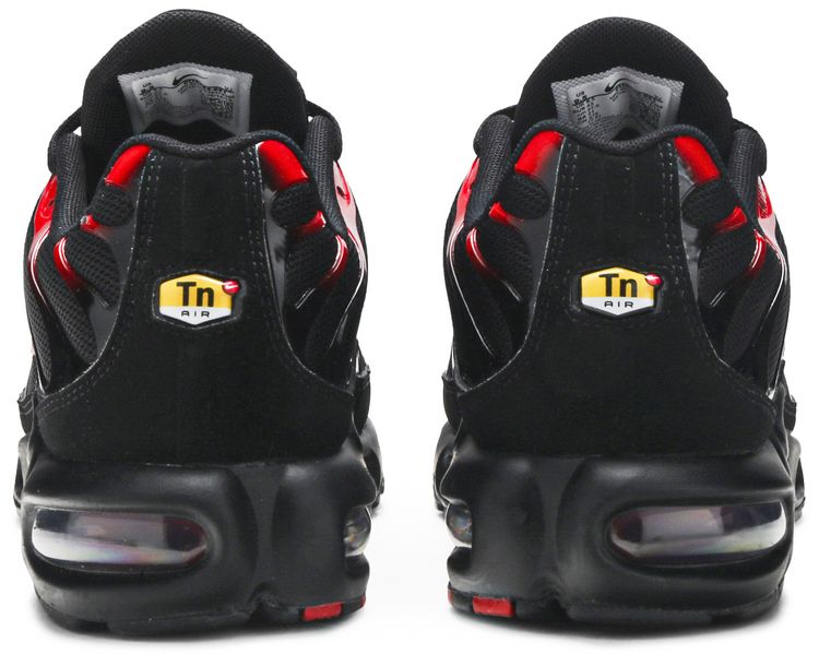 Nike Air Max Plus Black University Red Gradient