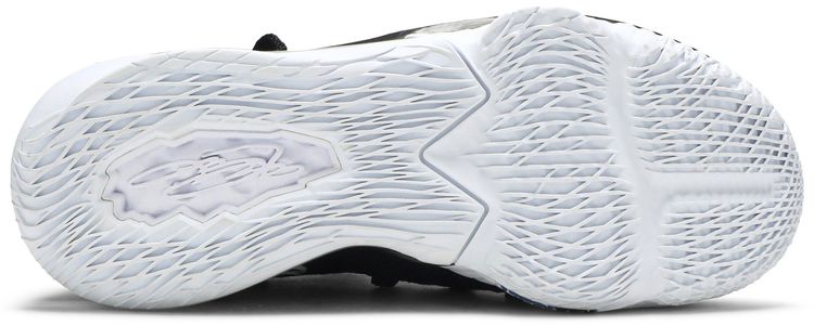 Nike LeBron 17 Low Multi Color