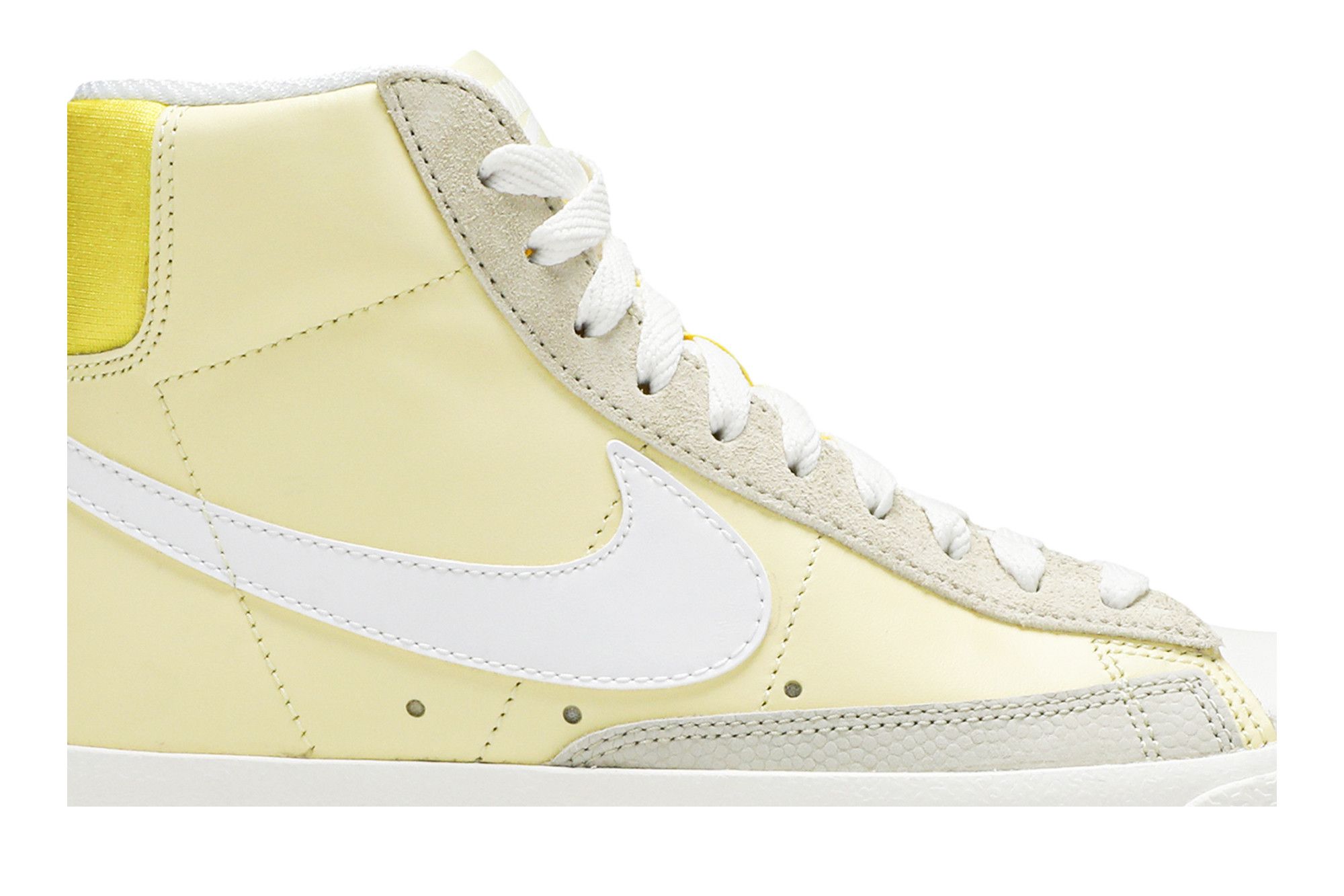 靴 Nike Blazer Mid 77 Optic Yellow UK8 Nike Blazer '77 Vintage Mid Opti Yellow for Sale