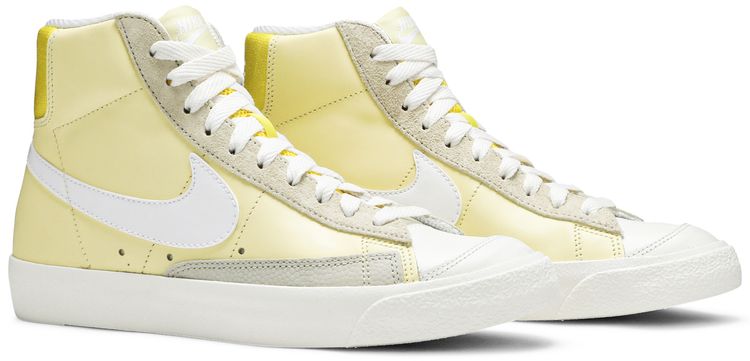 Nike Wmns Blazer Mid 77 Bicycle Yellow