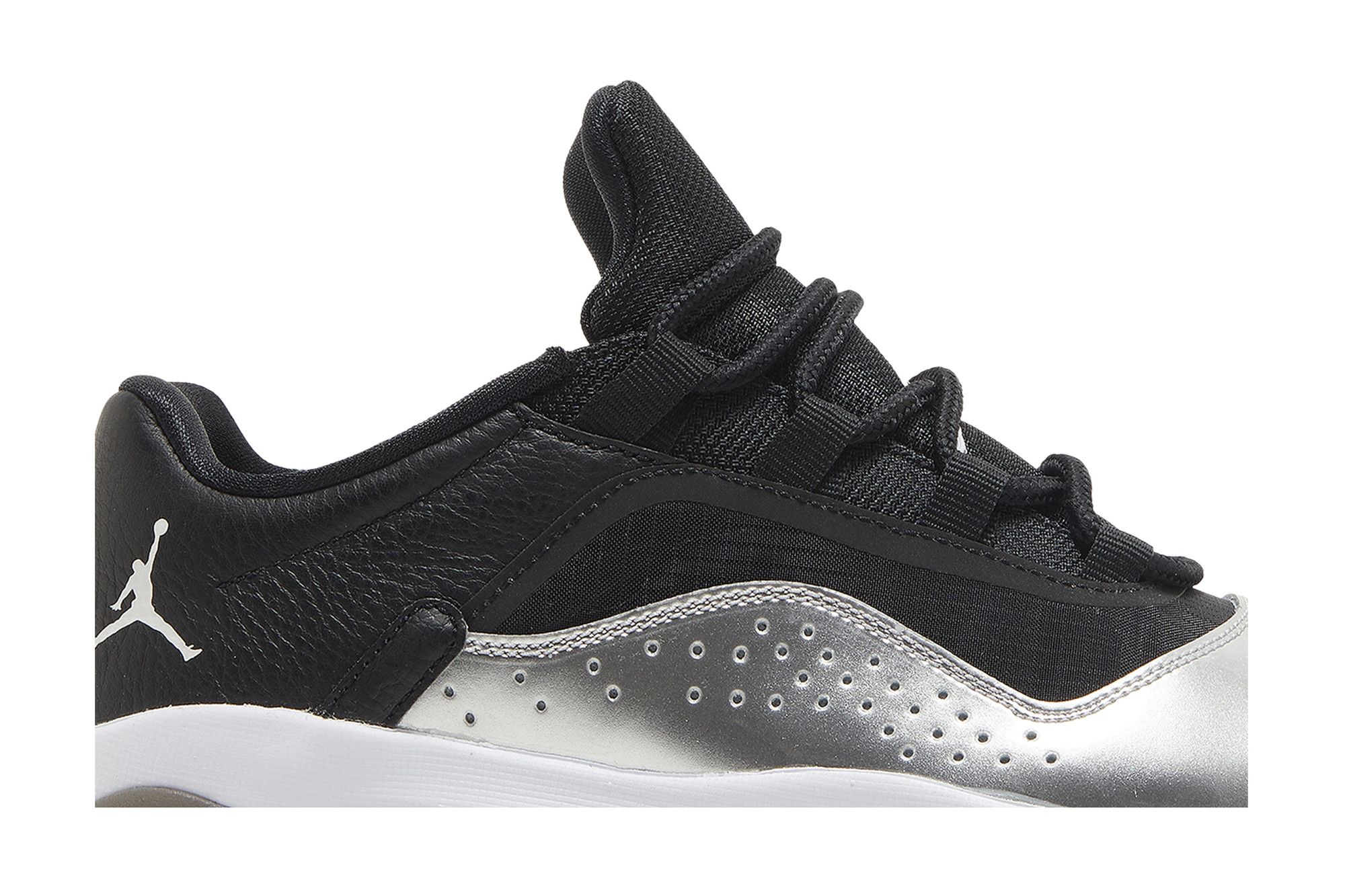 Buy Wmns Air Jordan 11 CMFT Low 'Silver Toe' - DV2629 001 | GOAT