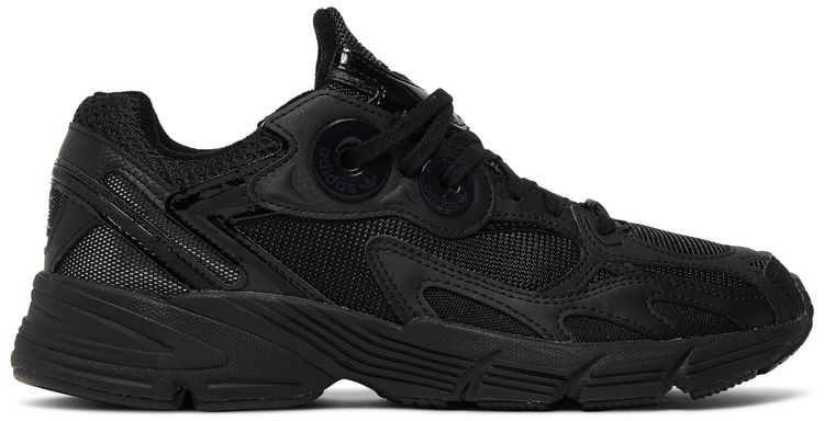 Wmns Astir Triple Black