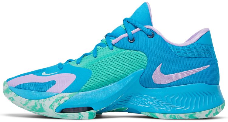 Zoom Freak 4 Birthstone