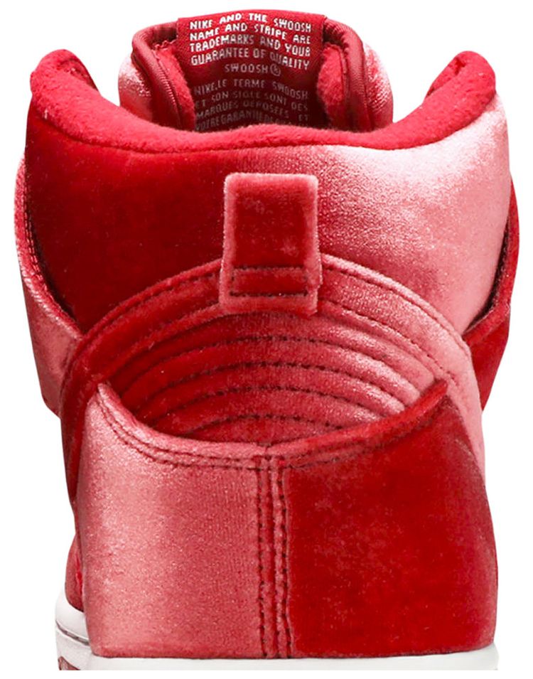 Nike SB Dunk High PRM Red Velvet